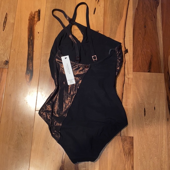 NWT - AMORESSA SWIMWEAR BY MIRACLESUIT LUNAR ECLIPSE ONE PIECE SWIMSUIT - SIZE 8 - Picture 9 of 16